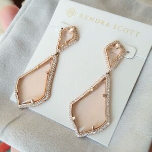 Kendra Scott Peach & Rose Gold Earrings
